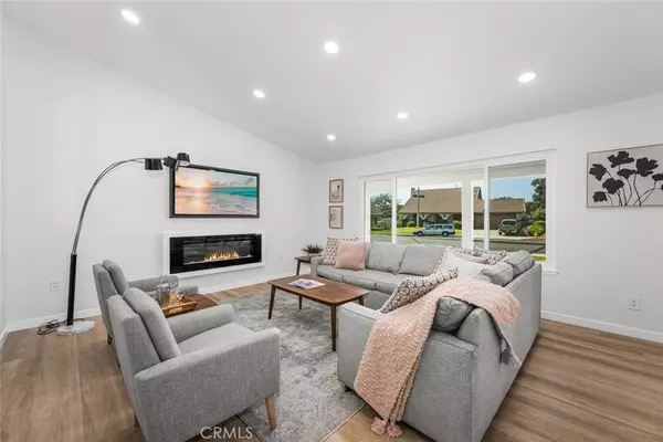 Los Alamitos, CA 90720,11344 Rochelle