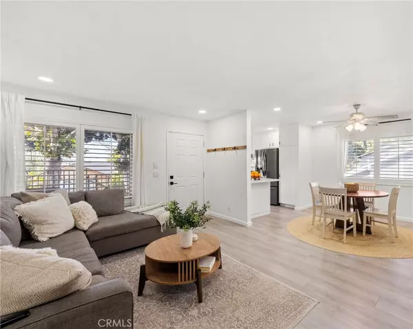 Anaheim, CA 92807,1760 N Oak Knoll #B