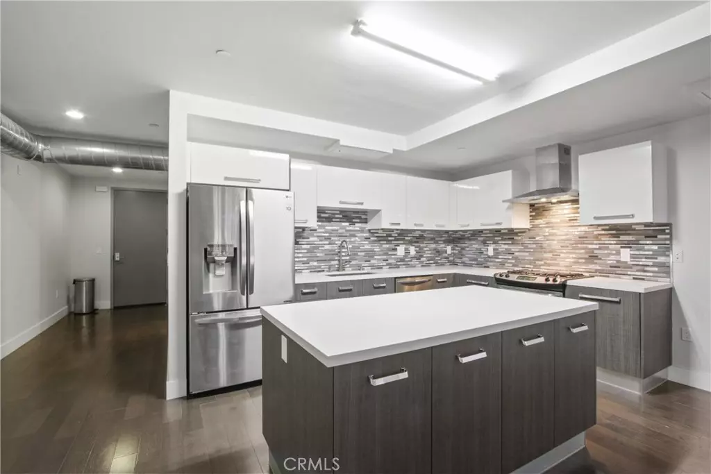 Long Beach, CA 90802,433 Pine AVE #203