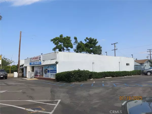 Hawaiian Gardens, CA 90716,12001 Carson