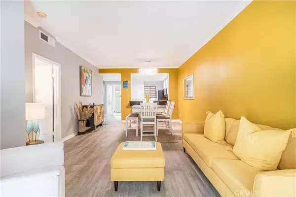 Irvine, CA 92612,2233 Martin #108