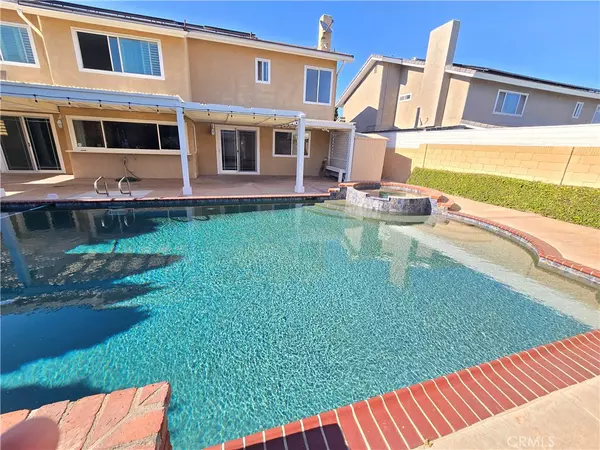 Costa Mesa, CA 92626,1013 Cannonade CIR