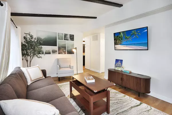 Huntington Beach, CA 92647,17261 Gothard ST #60