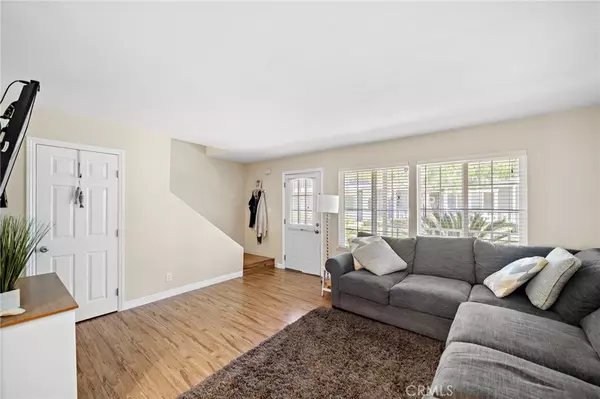 Costa Mesa, CA 92626,2404 Niagara