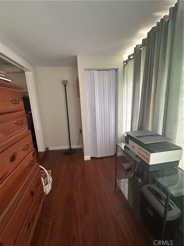 Windsor Hills, CA 90043,5612 Rimpau Blvd