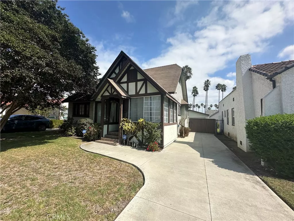 Windsor Hills, CA 90043,5612 Rimpau Blvd