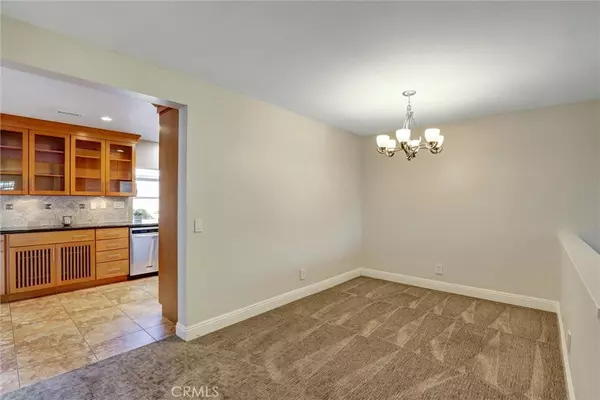 Irvine, CA 92620,10 Pendelton