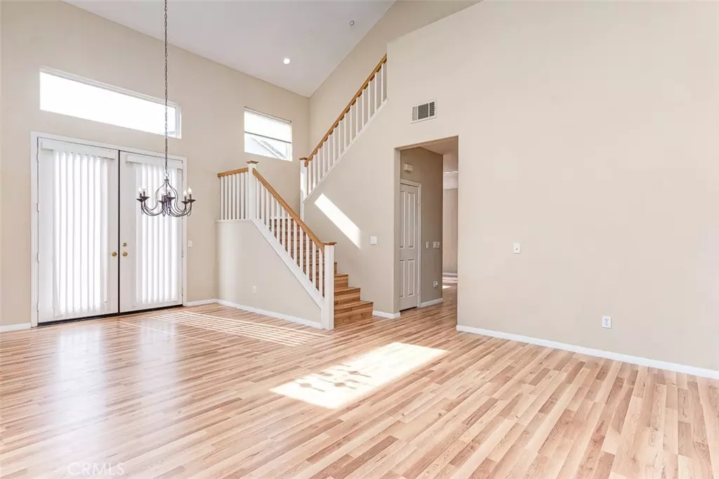 Buena Park, CA 90621,6 Tidewater