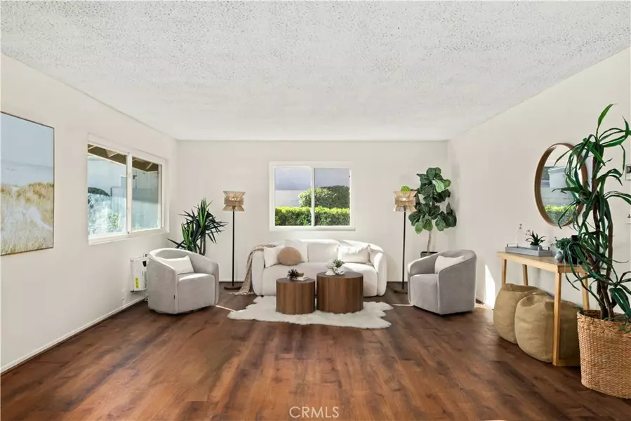 410 N Clark ST #H, Orange, CA 92868