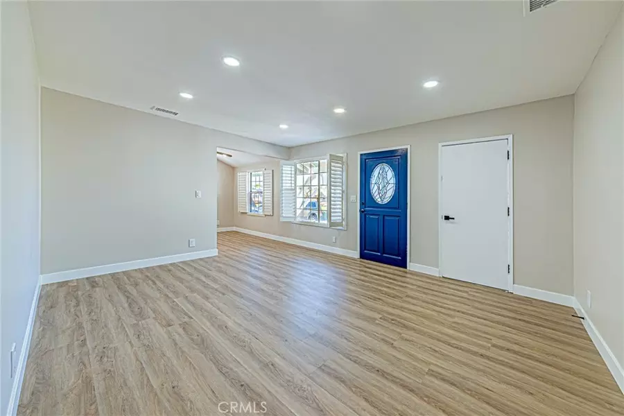 20732 Ely, Lakewood, CA 90715