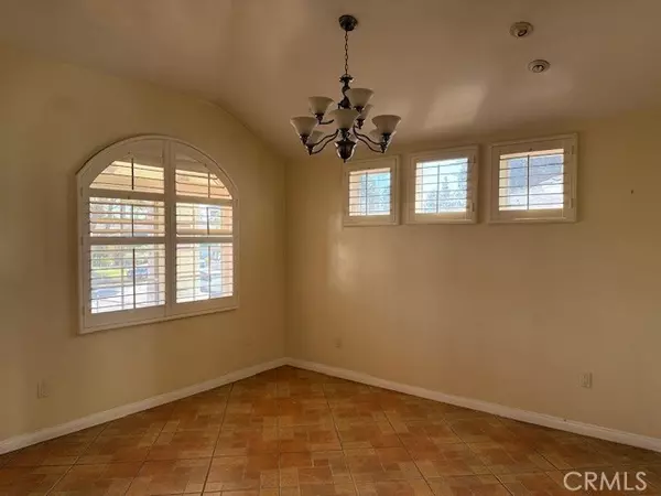 Downey, CA 90241,10735 Lesterford