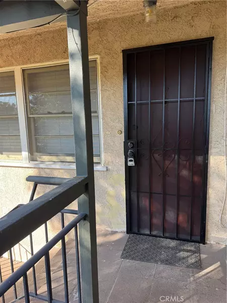 742 N Glassell ST #7, Orange, CA 92867