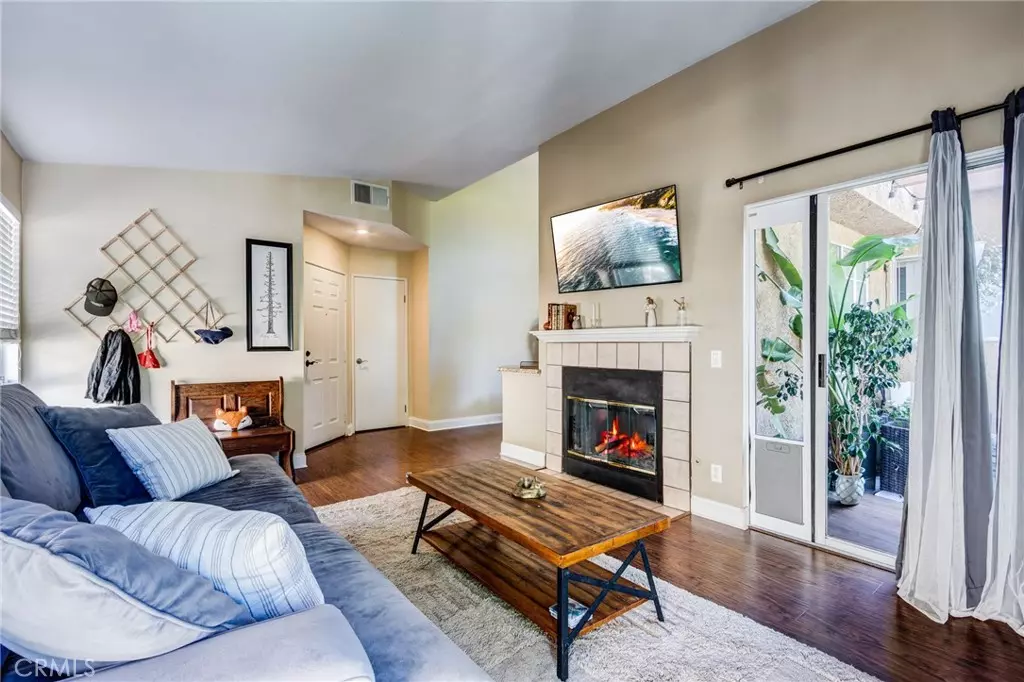 Yorba Linda, CA 92887,5170 Twilight Canyon #25E