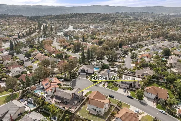 Yorba Linda, CA 92886,20361 Via Juana
