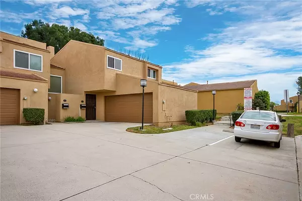 Yorba Linda, CA 92886,4778 Serrente