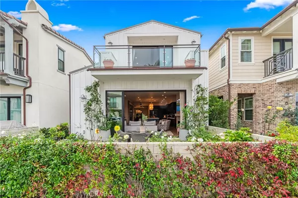 15 Marina Way, Seal Beach, CA 90740