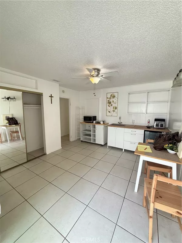 Costa Mesa, CA 92626,1311 Stonefield