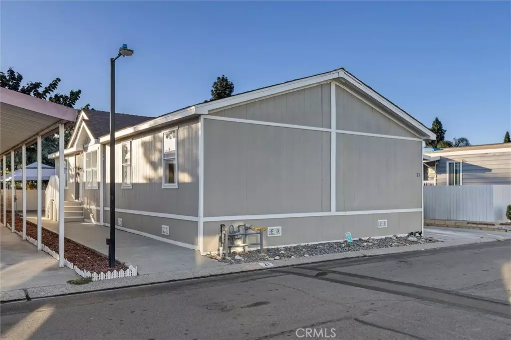 Anaheim, CA 92806,320 N Park Vista ST #21