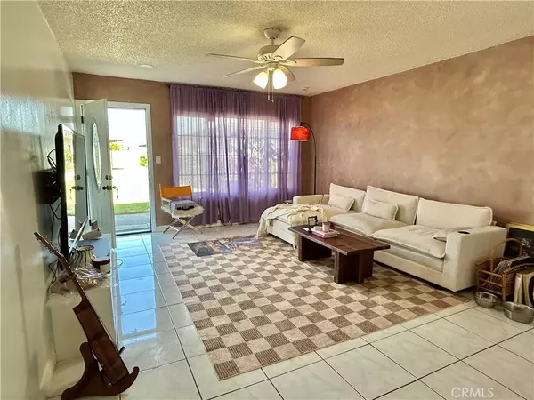 Santa Ana, CA 92704,615 S Euclid