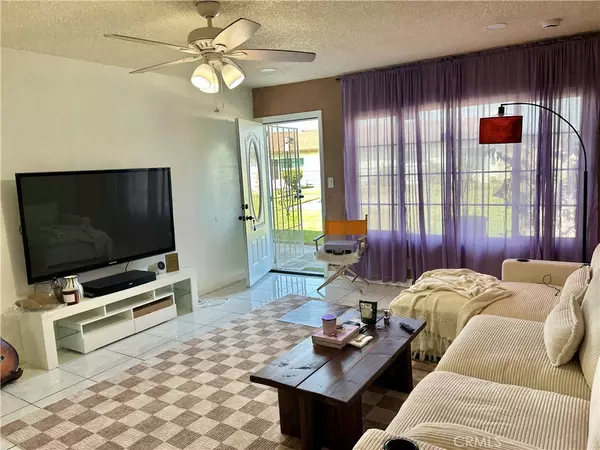 Santa Ana, CA 92704,615 S Euclid