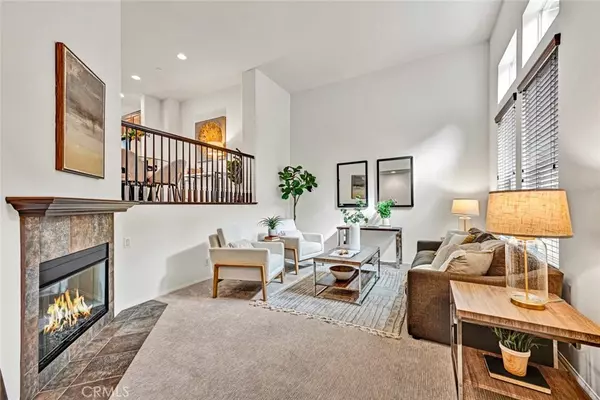 8560 E Kendra LOOP, Orange, CA 92867