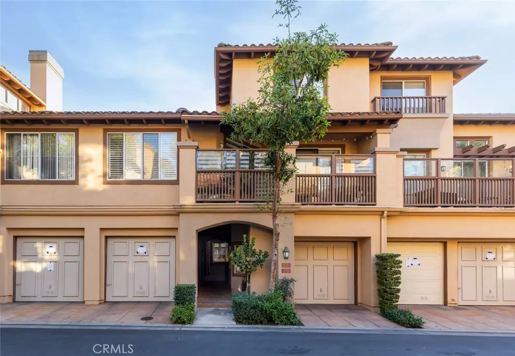 Tustin, CA 92782,2753 Dietrich DR