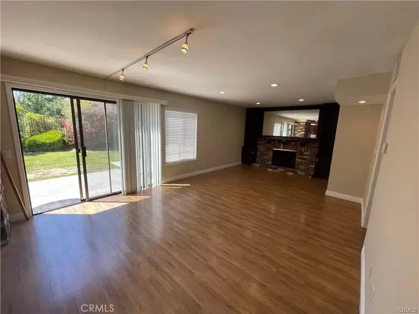 Yorba Linda, CA 92886,5379 Paseo Gilberto