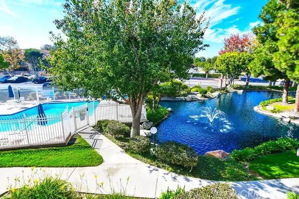 16551 Grunion Lane #204, Huntington Beach, CA 92649