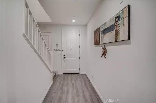 Irvine, CA 92618,128 Full Sun