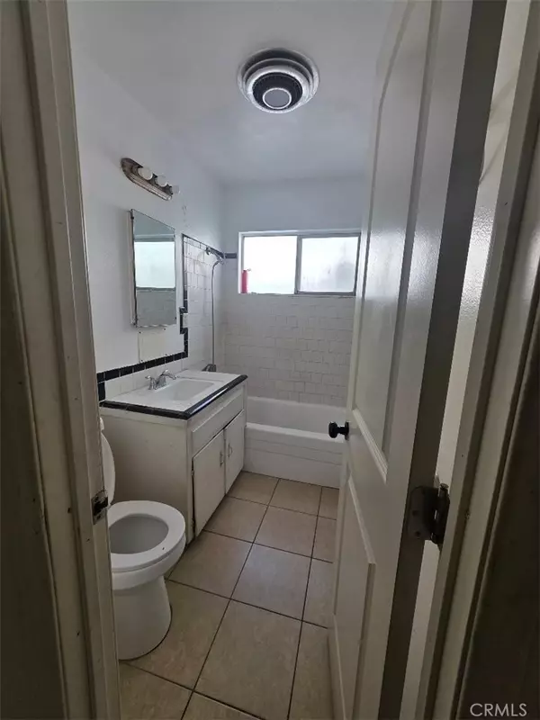 Anaheim, CA 92804,1841 W Crestwood