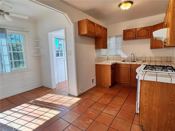 Buena Park, CA 90621,7902 8th