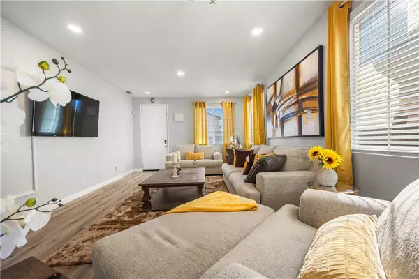 Hesperia, CA 92345,10159 Julianne