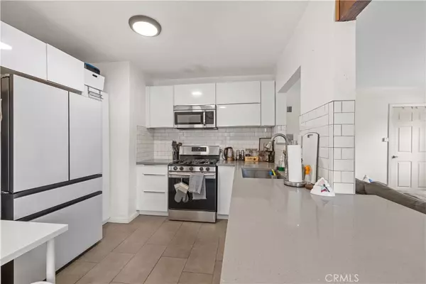 Long Beach, CA 90802,337 Lime #10