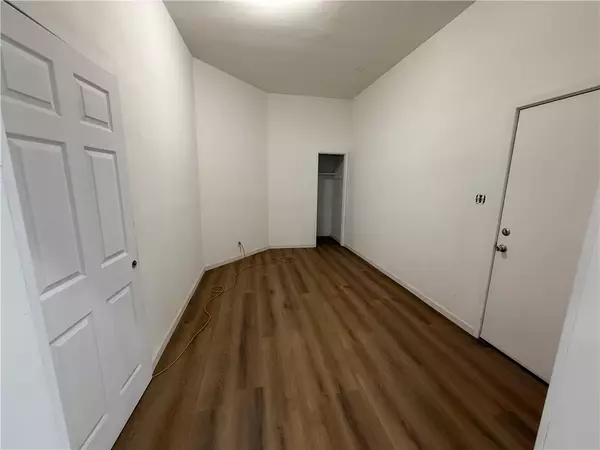 Santa Ana, CA 92707,1924 Flower