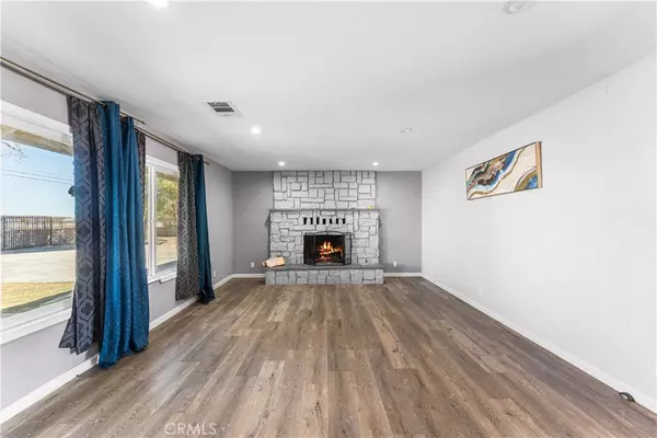 Lancaster, CA 93535,3322 E Avenue H