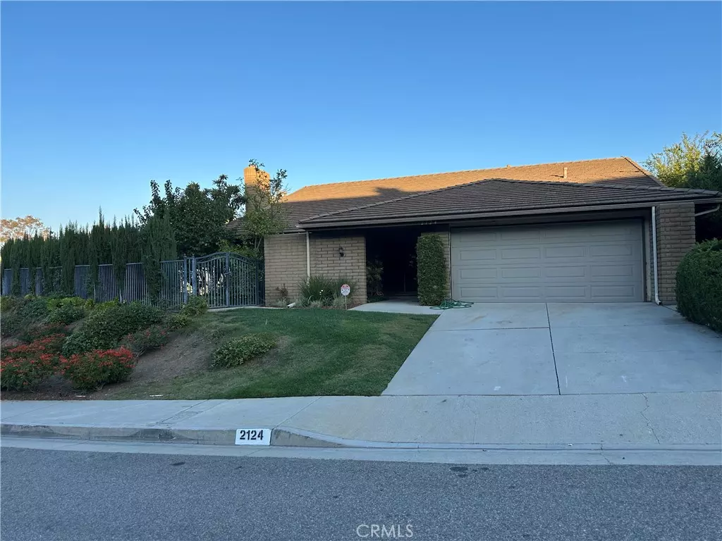 Fullerton, CA 92831,2124 Wildwood CT