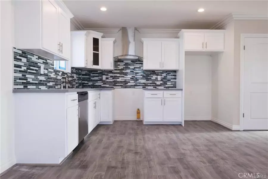 4814 1/2 Saturn St, Los Angeles, CA 90019