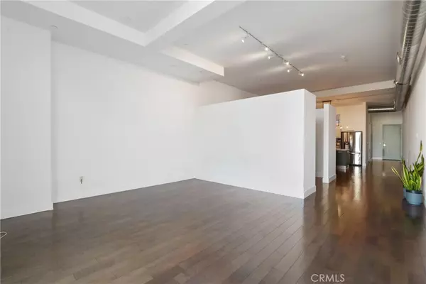 Long Beach, CA 90802,433 Pine AVE #300