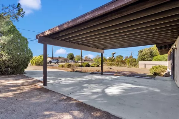 Hesperia, CA 92345,10611 Redwood AVE