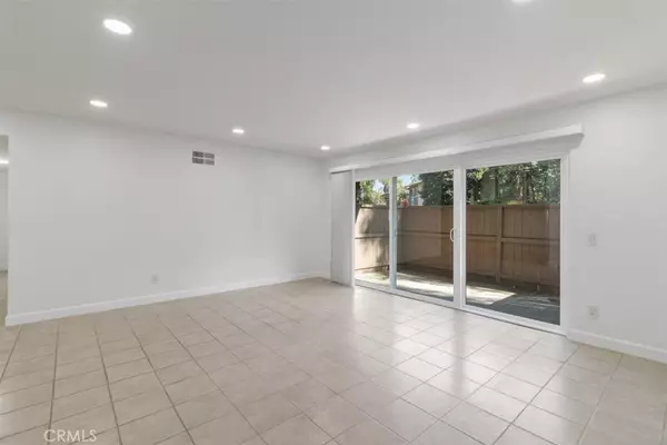 Santa Ana, CA 92701,1044 Cabrillo Park #B