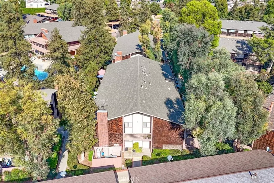 1044 Cabrillo Park #B, Santa Ana, CA 92701