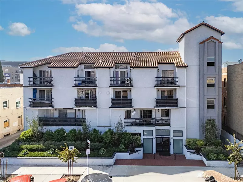 327 Chestnut AVE #206, Long Beach, CA 90802