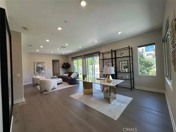 Irvine, CA 92618,195 Stellar