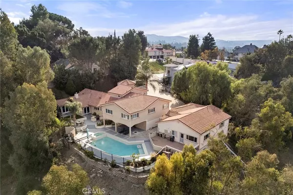 Anaheim Hills, CA 92808,352 S Mohler