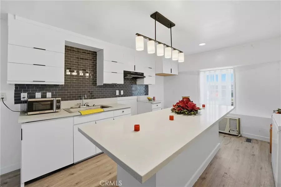 7142 Orangethorpe #12B, Buena Park, CA 90621