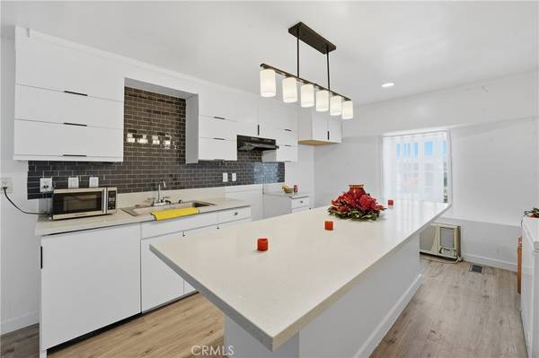 7142 Orangethorpe #12B, Buena Park, CA 90621