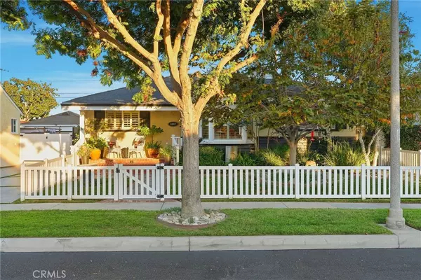 Lakewood, CA 90713,4802 Briercrest AVE