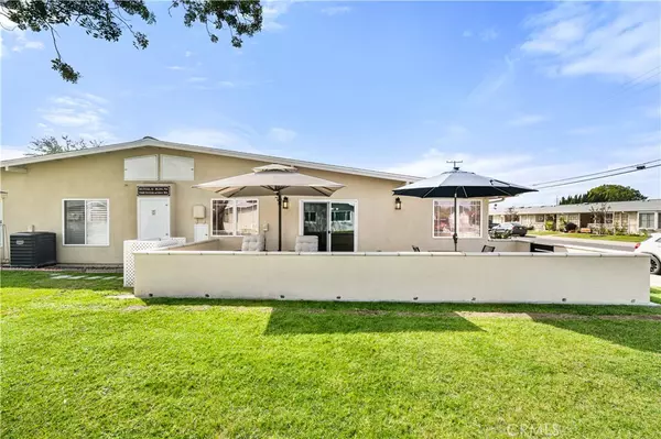 Seal Beach, CA 90740,1560 Interlachen Road M12-66L