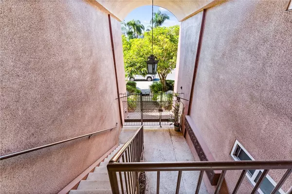 San Diego, CA 92103,3769 1st AVE #11