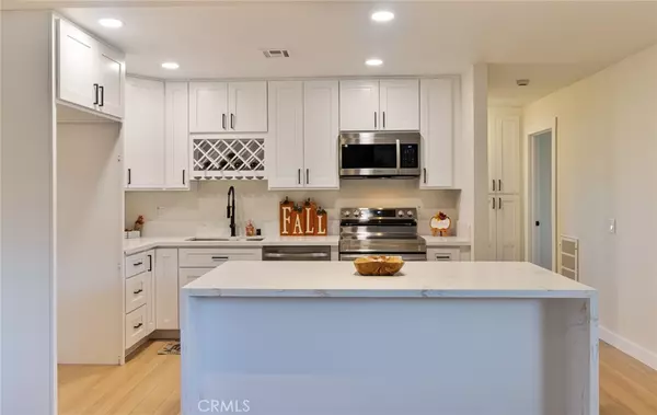 Apple Valley, CA 92308,9516 Yucca ST